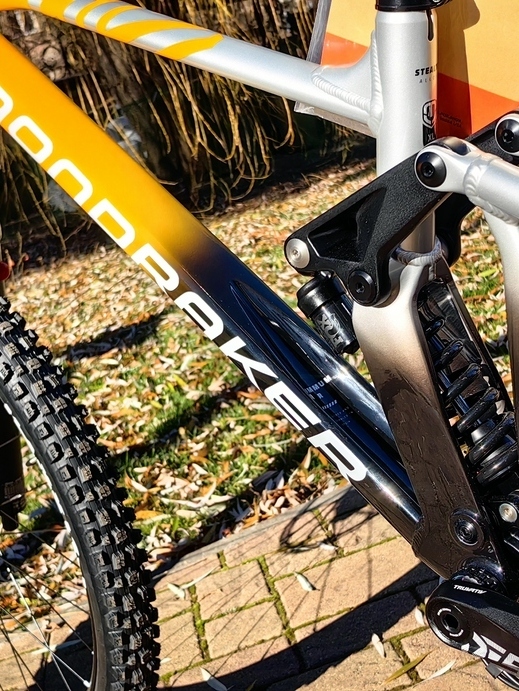 Mondraker, Summum R, 2025, подвеска, вид слева, Кисловодск, продажа, купить, мастерская, ремонт, прокат велосипедов, Downhill