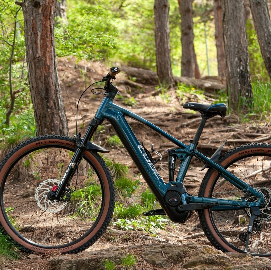 Cube, Stereo, Hybride, 120, pro, 2024